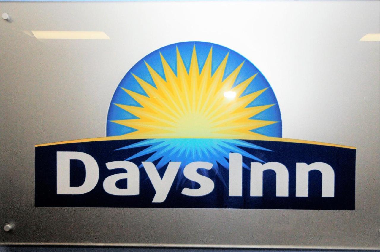 Days Inn Hamilton Eksteriør billede